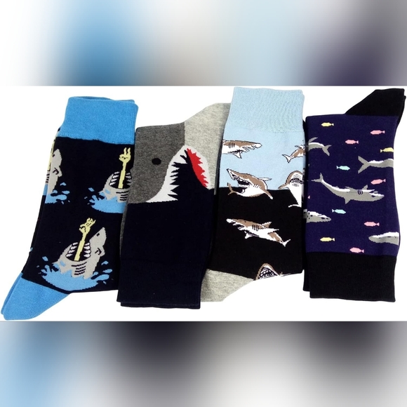FREE! Shark Themed Socks Set OF 4 - Picture 6 of 8